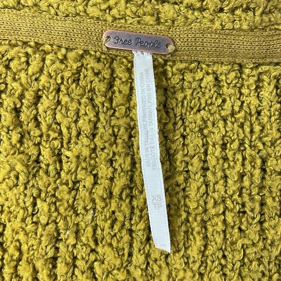 Free People Finders Keepers V-Neck Sweater Athens Moss, SIZE XS - Picture 2 of 11